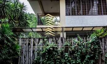 Imagem 2: 800m² de terreno, construcao moderna, imponente e localizacao estratégica no setor jaó!