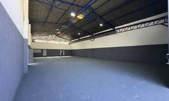 Imagem 2: Imóvel para aluguel possui 450 metros quadrados em Jardim Santa Maria - Jacareí - SP