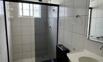 Imagem 3: Casa com 3 Quartos e 3 banheiros à Venda, 300 m² por R$ 650.000