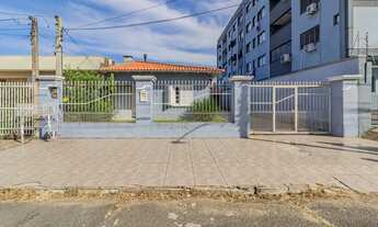Imagem 2: Casa Alto Padrão com Piscina e Suíte com Hidro no Bairro Salgado Filho, em Gravataí