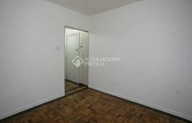 Imagem 3: Apartamento de 1 dormitório a venda em Porto Alegre, bairro Centro Histórico