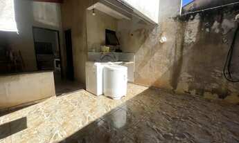 Imagem 4: Sobrado para alugar com 3 quartos na Região Norte de Londrina próximo ao Norte Shopping