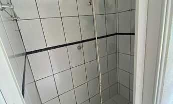 Imagem 3: Casa com 1 cômodo e banheiro