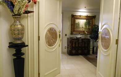 Imagem 6: Agua Verde, Ed. Royal Garden, 04 suítes com hidro, 05 vagas de garagem, 808m²privativos, à