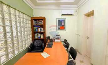 Imagem 4: Sobrado espaçoso para famílias, em frente à Praça Fernando Ferrari