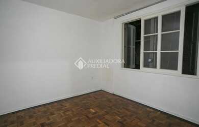 Imagem 2: Apartamento de 1 dormitório a venda em Porto Alegre, bairro Centro Histórico