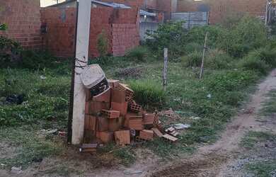 Imagem 4: Terreno a venda , quase de esquina