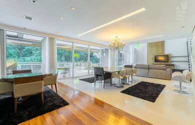 Imagem 2: Casa em Condomínio, 05 Dormitórios, 04 Suítes, Lareira, Espaço Gourmet, Campo Comprido, Cu