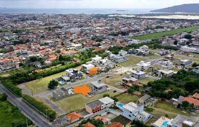 Imagem 4: Casa para Venda em Florianópolis, Ingleses, 3 dormitórios, 3 suítes, 4 banheiros, 2 vagas