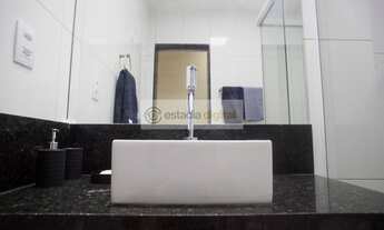 Imagem 7: Quarto e sala mobiliado ao lado do metrô em Copacabana