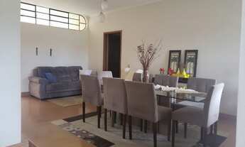 Imagem 2: Casa para venda tem 183 metros quadrados com 3 quartos em Centro - Morungaba - SP