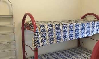 Imagem 4: Apartamento 2 Dormitórios Vazio - Prédio Frente ao Mar no Embaré em Santos (SP