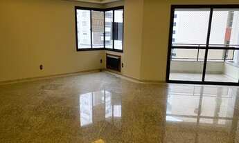 Imagem 2: Excelente apto amplo, desocupado, de frente com 170 m2 de área privativa com 4 dorms sendo