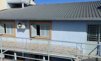 Imagem 2: CAXIAS DO SUL - Casa Padrão - Desvio Rizzo