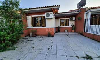 Imagem 2: Porto Alegre - Casa Padrão - Hípica