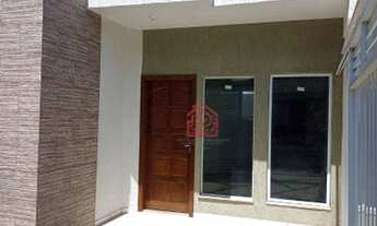 Imagem 2: Casa com 2 dormitórios à venda por R$ 300.000,00 - Ouro Verde - Rio das Ostras/RJ