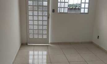 Imagem 4: Casa em Pedro Leopoldo com ótimo quintal