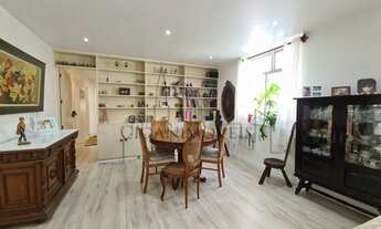 Imagem 3: Apartamento à venda na Lagoa, todo reformado, com 2 quartos e garagem