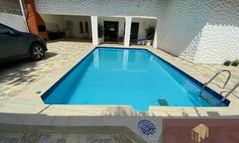 Imagem 2: Casa a venda na Enseada, 5 dormitórios e piscina