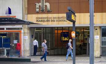 Imagem: Edifício Marquês do Herval, sala dividida