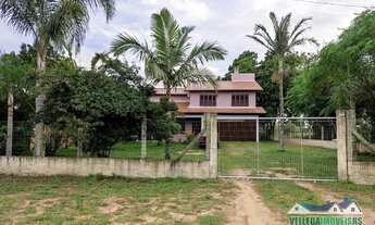 Imagem 2: Sítio com espetacular casa, margens do asfalto em Águas Claras