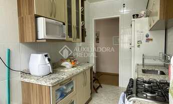 Imagem 5: Cobertura para venda possui 75 metros quadrados com 2 quartos em Passo da Areia - Porto Al