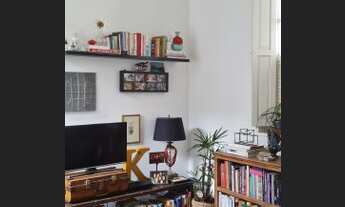 Imagem 6: Apartamento para venda possui 70 metros quadrados com 2 quartos em Ipanema - Rio de Janeir