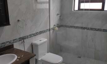 Imagem 2: Casa para venda tem 144 metros quadrados com 3 quartos em São Jorge - Santos - SP