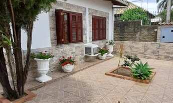 Imagem 2: Casa com 3 dormitórios à venda, 381 m² por R$ 800.000,00 - Camaquã - Porto Alegre/RS