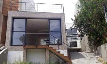 Imagem: Porto Alegre - Casa Padrão - Hípica