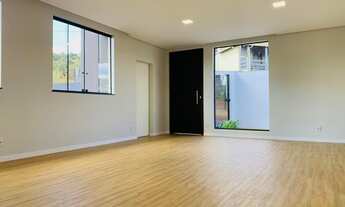 Imagem 4: Casa para venda tem 132 metros quadrados com 3 quartos em Vale do Sol - Nova Lima - MG