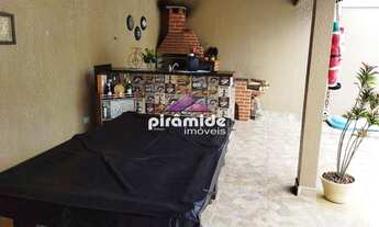 Imagem 7: Casa para venda com 240 metros quadrados com 3 quartos em Jardim Porto Novo - Caraguatatub