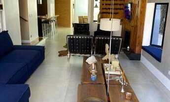 Imagem 3: Casa de Condomínio a Venda em Alphaville, Residencial 5 Alphaville, 4 Quartos, 2 Suítes