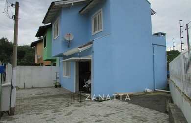 Imagem 2: Casa para venda tem 70 metros quadrados com 2 quartos em Três Marias - Esteio - RS