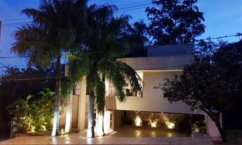 Imagem: Casa de alto padrão, atrás do Shopping