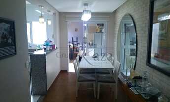 Imagem 2: Casa / Condomínio - Jardim das Industrias - Venda