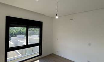 Imagem 7: Casa de condomínio para venda possui 268 metros quadrados com 3 quartos