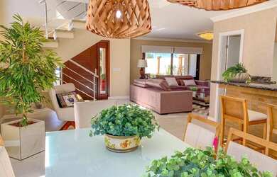 Imagem 7: Sobrado mobiliado e decorado à venda no Condomínio Condado de Capão de Canoa/RS