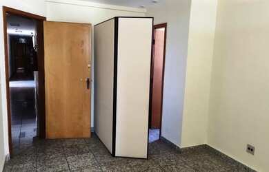 Imagem 4: Conjunto de Salas com 2 vagas próximo ao Fórum