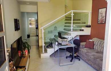 Imagem 2: Casa de condomínio para venda tem 119 metros quadrados com 2 quartos