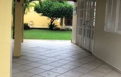 Imagem 6: Casa para venda possui 200 metros quadrados com 4 quartos na praia do pecado