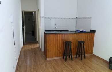 Imagem 2: Apto Centro, reformado, local nobre, Rua 16 de março, excelente preço - Petrópolis - RJ