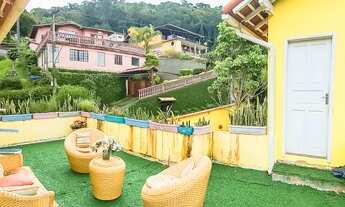 Imagem 3: Casa em dois pavimentos, entrada e saída pela BR 040