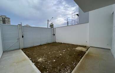 Imagem 2: Casa para venda com 127 metros quadrados com 3 quartos em Morada de Laranjeiras - Serra