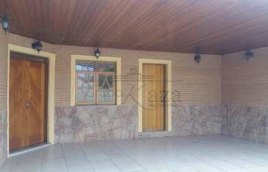 Imagem 2: Casa para aluguel com 2400 metros quadrados com 3 quartos