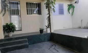 Imagem: 2 casas no mesmo terreno !!