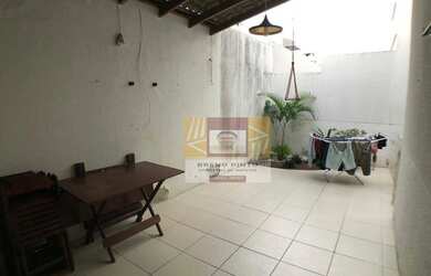 Imagem 5: Casa em Condomínio para venda com 133 metros quadrados com 4 suítes na lagoa redonda