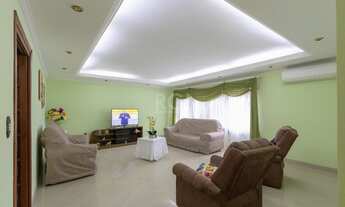 Imagem 2: Porto Alegre - Casa Padrão - Cristal