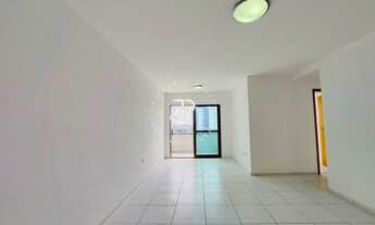 Imagem 2: Apartamento para venda possui 80 metros quadrados com 3 quartos em Casa Amarela - Recife