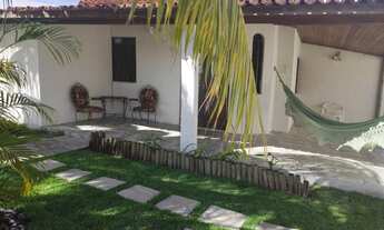 Imagem 2: Casa de condomínio térrea para venda tem 250 metros quadrados com 5 quartos